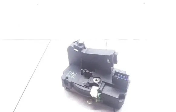 Opel Meriva A Front door lock 13203899