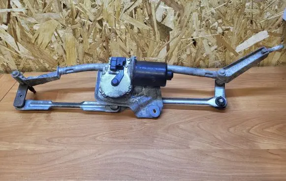 Volvo XC90 Front wiper linkage 31250091 460704051