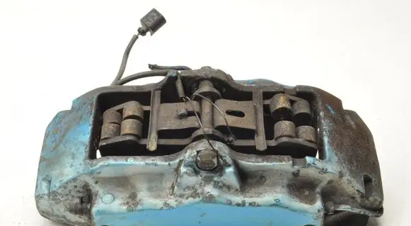 Audi Q7 4L Front brake caliper 