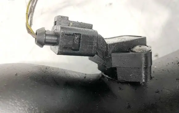 Volkswagen Golf V Air pressure sensor 038906051b 0281002399