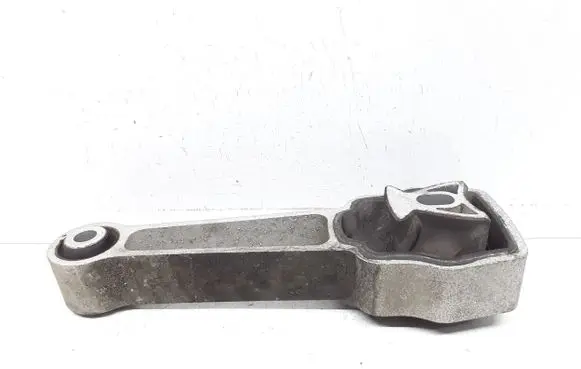 Volvo S60 Engine mount bracket