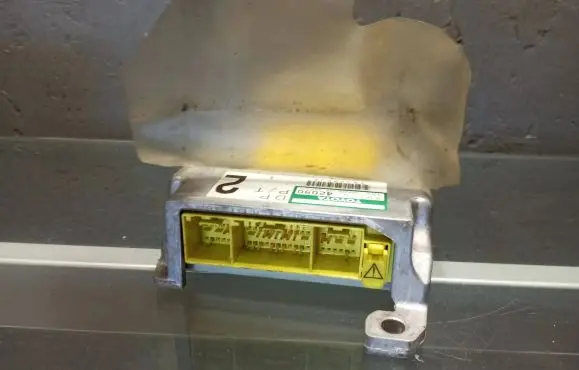 Toyota RAV 4 (XA20) Airbag control unit/module 8917042090