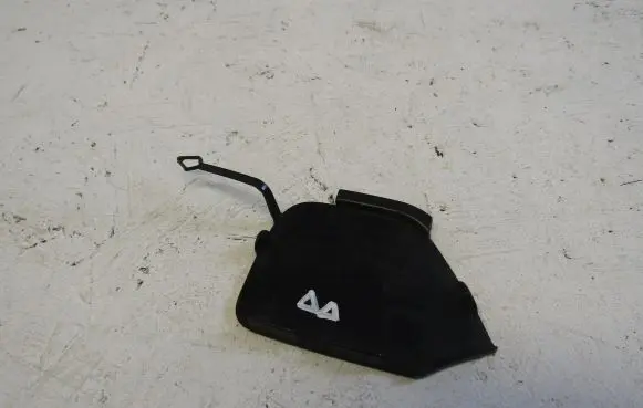 Rear bumper row hook cap/cover