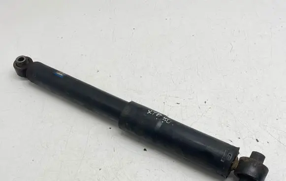 Nissan X-Trail T32 Rear shock absorber/damper 562104B00A