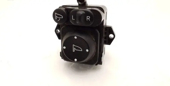 Honda CR-V Wing mirror switch TR0J011