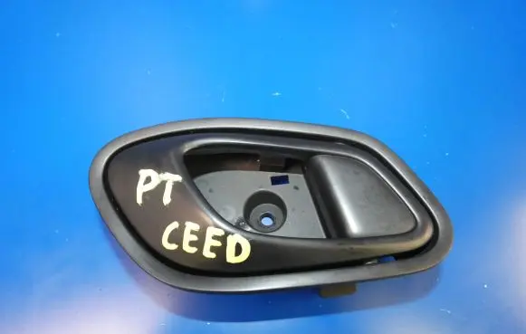 KIA Ceed Rear door interior handle