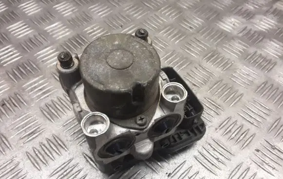 Toyota RAV 4 (XA20) ABS Pump 4451042080 8954142050 1338000020