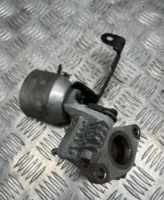 Vacuum valve