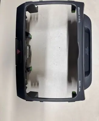 KIA Sportage Radio/GPS head unit trim 847403U055 26052014