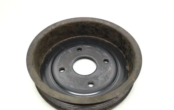 Nissan Pathfinder R51 Water pump pulley 