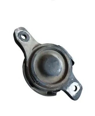 Subaru Forester SH Engine mount bracket