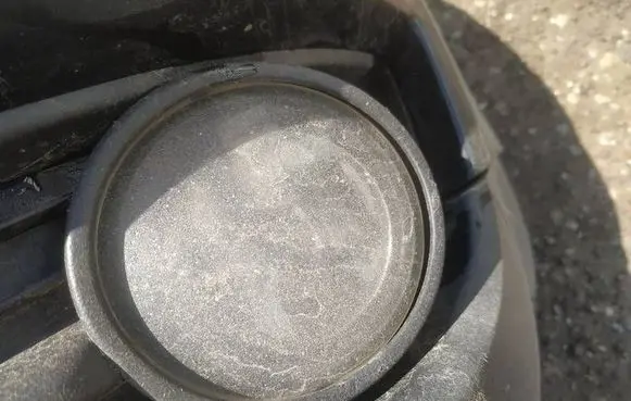 Volkswagen Touran I Front fog light