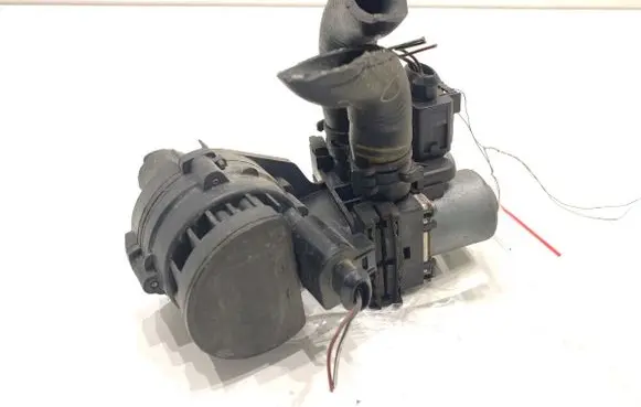 Audi A6 S6 C6 4F Coolant heater control valve 