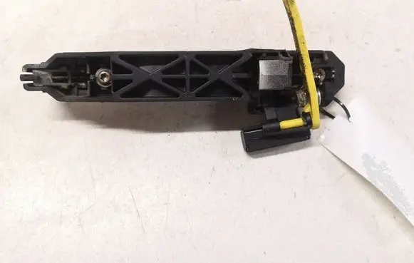 Toyota Avensis T250 Rear door exterior handle