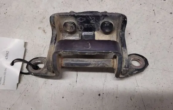 Nissan Primera Rear door upper hinge ES78