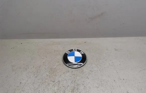 BMW 7 G11 G12 Manufacturers badge/model letters 7465111 746511101 8132375