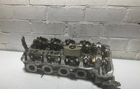 BMW 7 F01 F02 F03 F04 Engine head 7603475