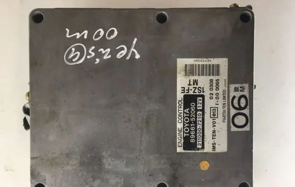Toyota Yaris Engine control unit/module 8966152060 2110007210