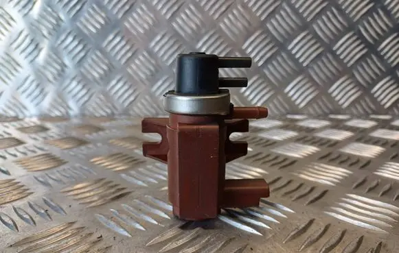 Volvo S40 Turbo solenoid valve 9652570180