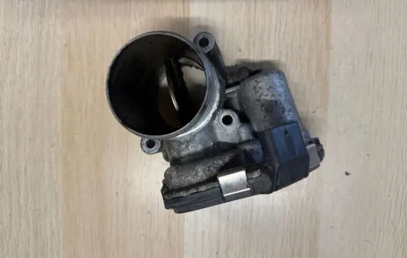KIA Rio Throttle body valve 351002A600