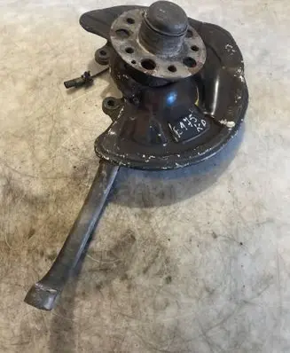 Mercedes-Benz E W211 Front wheel hub