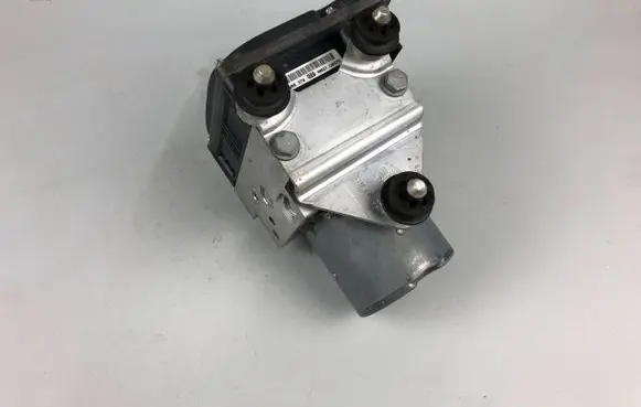 Audi A8 S8 D4 4H ABS Pump 4H0907379B 4H0907379D