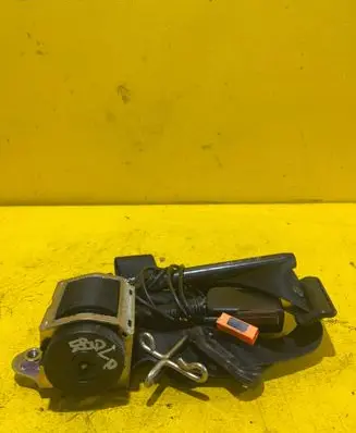 Skoda Fabia Mk2 (5J) Front seatbelt 3M51R61209AD