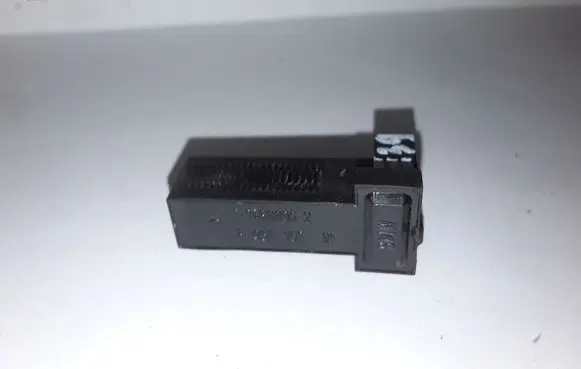 BMW 5 E39 Brake pedal sensor switch 6957151 11468896