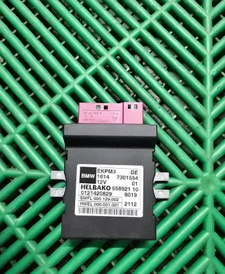 BMW 5 F10 F11 Fuel injection pump control unit/module 7301554 0121420829 55892110