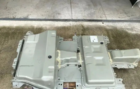 Opel Mokka B Hybrid / electric car battery 9859346680
