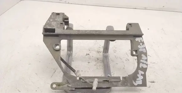 BMW 7 E38 Rear door exterior handle/bracket 