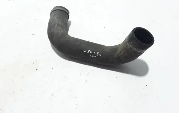Volvo C30 Intercooler hose/pipe 31273520