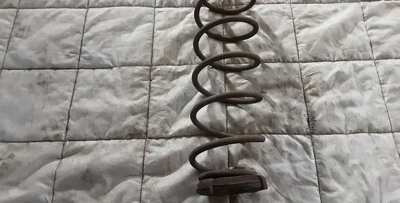 Renault Laguna II Rear coil spring