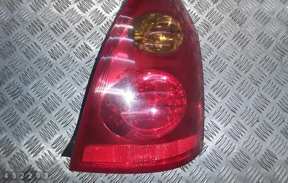 Nissan Primera Rear/tail lights