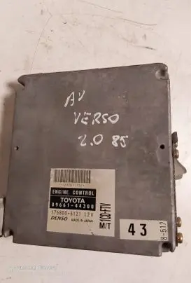 Toyota Avensis Verso Engine control unit/module 8966144300 1758005121