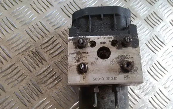 KIA Sorento ABS Pump 0265216928 589103E310 0273004660