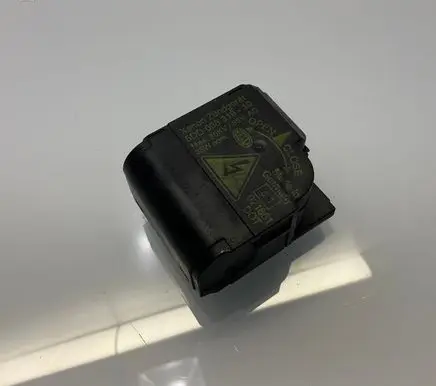Mercedes-Benz E W211 Headlight ballast module Xenon 5DD00831910