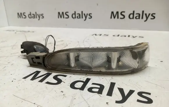 Mercedes-Benz ML W164 Mirror indicator light A1648200521 1648200521
