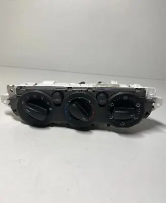 Ford Focus Climate control unit 7M5T19980AA 69607332