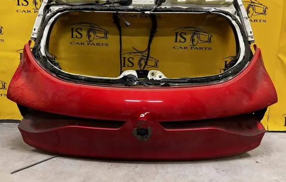 Renault Megane IV Truck tailgate