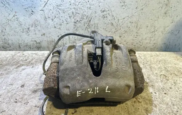 Mercedes-Benz E W211 Front brake caliper