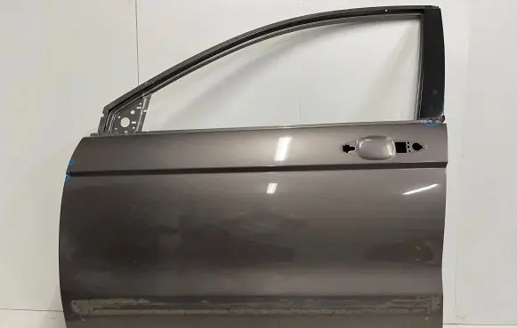 Honda CR-V Front door
