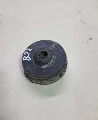 Mercedes-Benz E W211 Rear coil spring rubber mount 013505