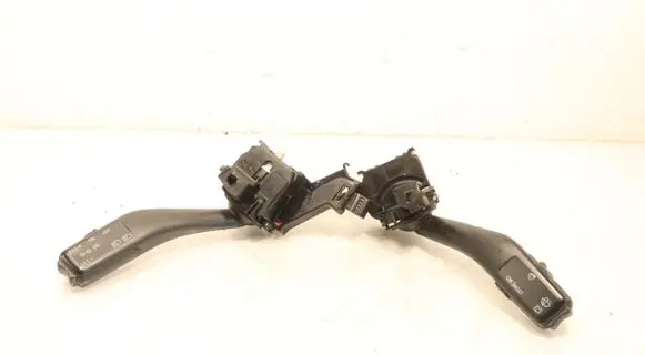 Volkswagen Touran I Light switch
