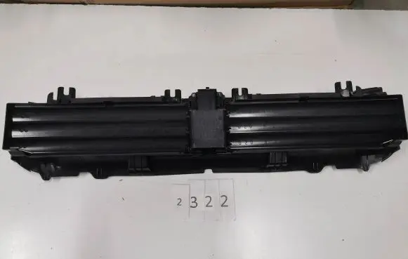 BMW 3 G20 G21 Intercooler air channel guide 18715610 5174