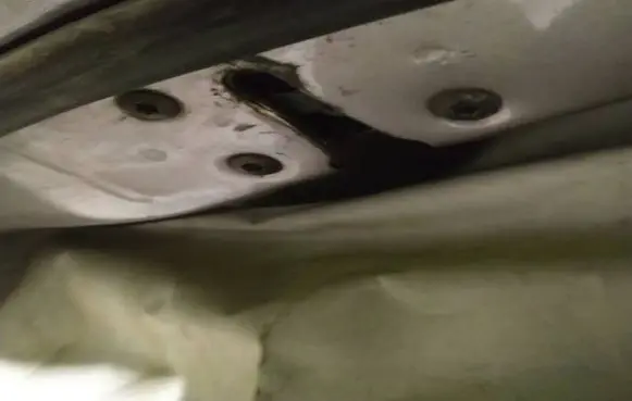 Hyundai Sonata Front door lock
