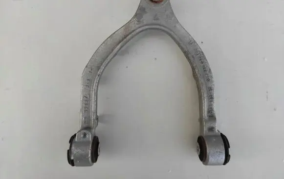 Tesla Model 3 Front upper control arm/wishbone 128832600A D9F22322001903