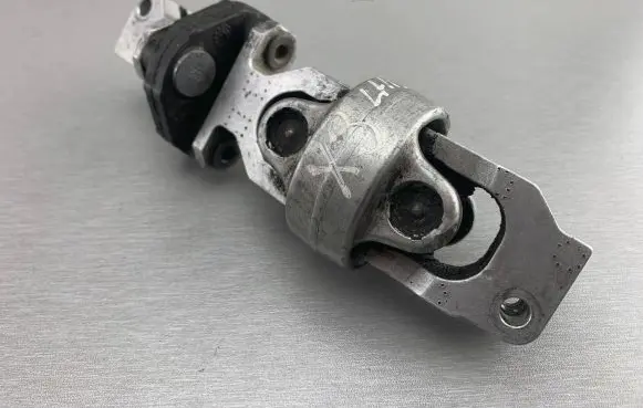 BMW X3 E83 Steering column universal joint 3446793 32303446793 32303400284