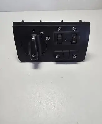 BMW X5 E53 Light switch 8372204