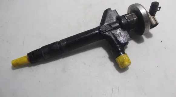 Mazda 6 Fuel injector